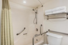 holiday-inn-eureka-5141003811-4x3