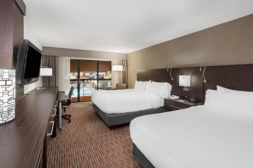 Earn Holiday Inn Rewards at Holiday Inn at Six Flags St. Louis