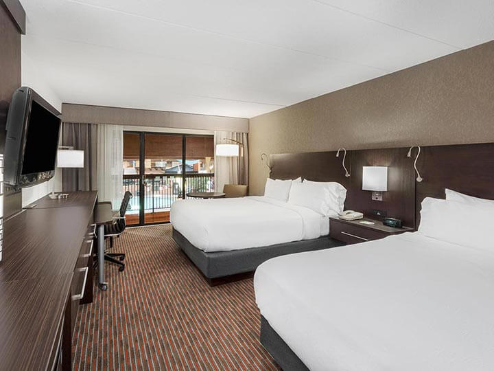 Holiday Inn at Six Flags Reviews