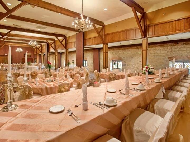 Book Your Event or Wedding at a Hotel in Eureka, MO