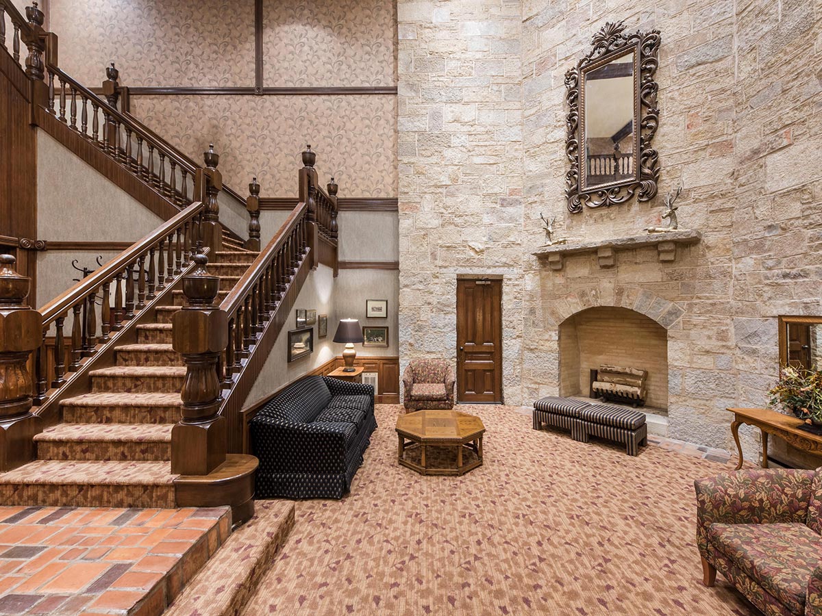 Contact & Directions – Book a Hotel Near Six Flags St. Louis Eureka, MO